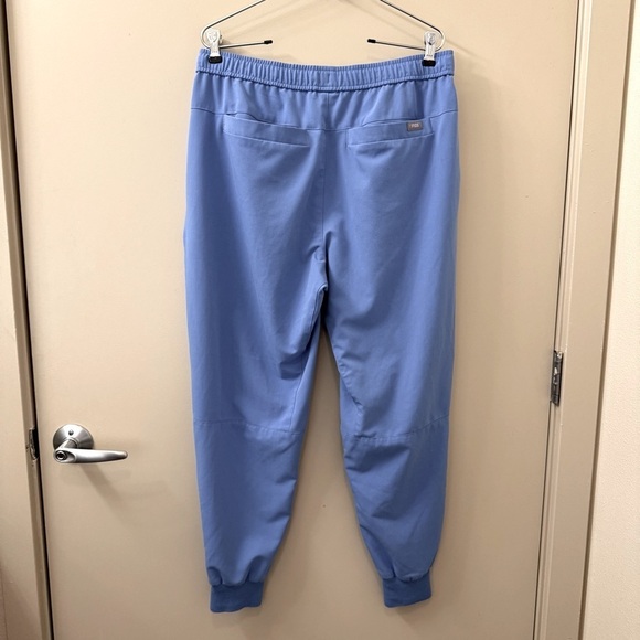 BUNDLE Figs Men’s Tansen Jogger Scrub Pants in ceil blue size medium short M/S - Picture 5 of 11